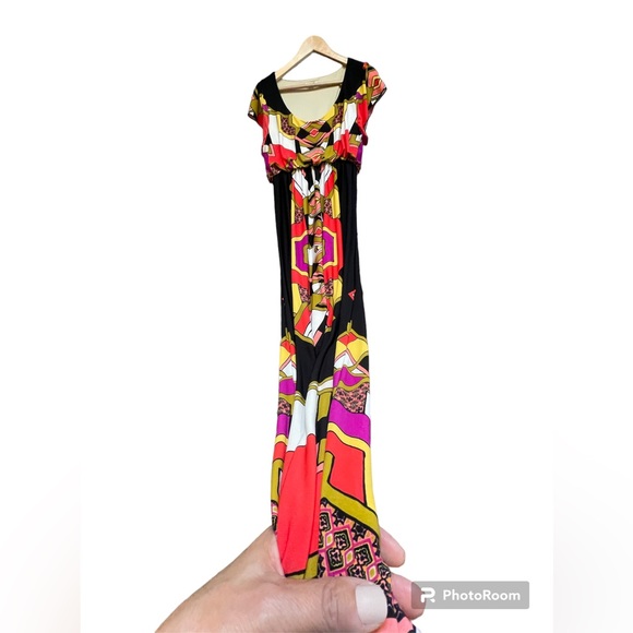 One World (Live and Let Live) Maxi Dress Size L - Picture 3 of 8